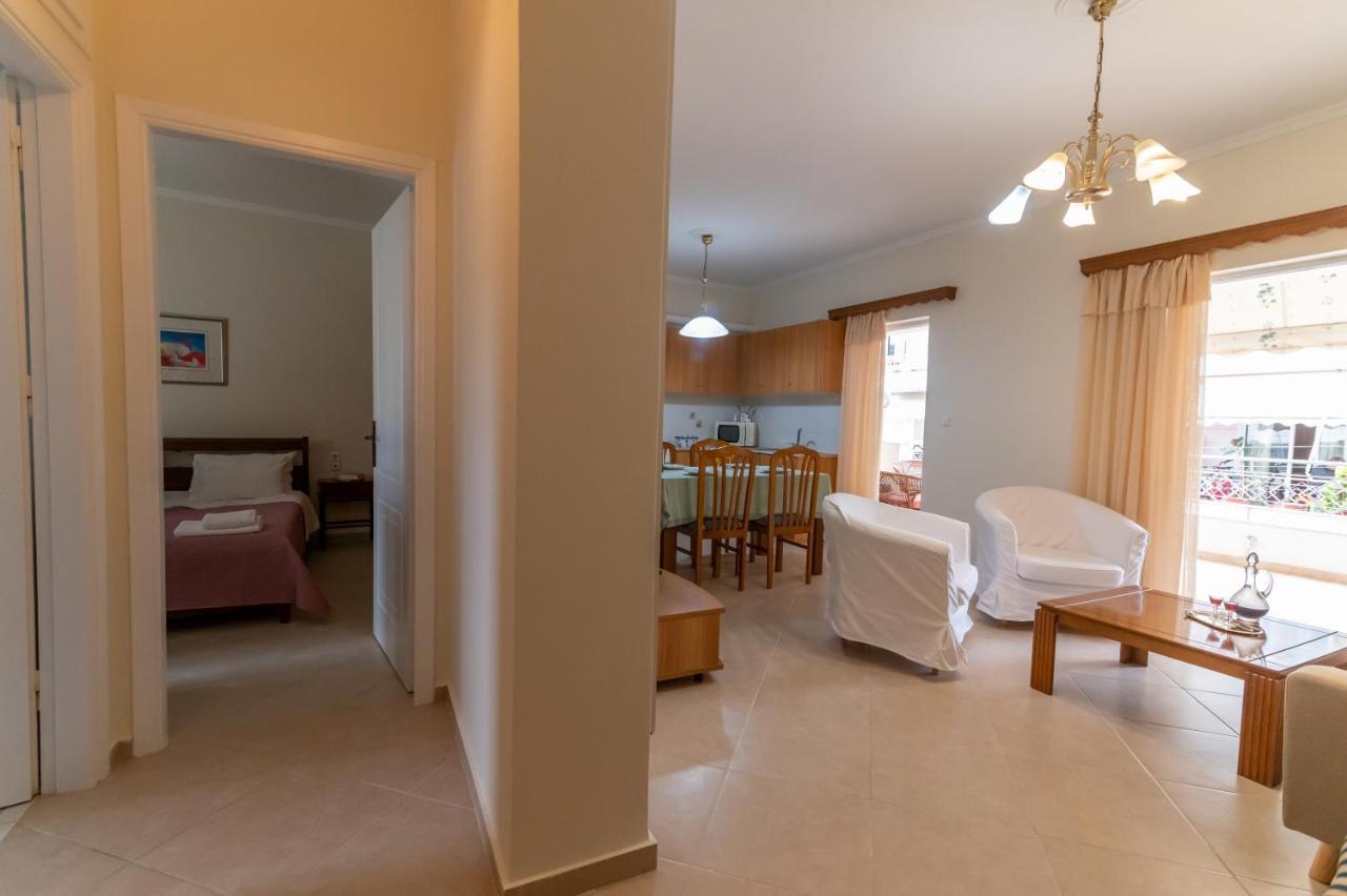 Ikaros Apartment Превеза Екстериор снимка